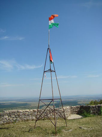 View larger image View larger image