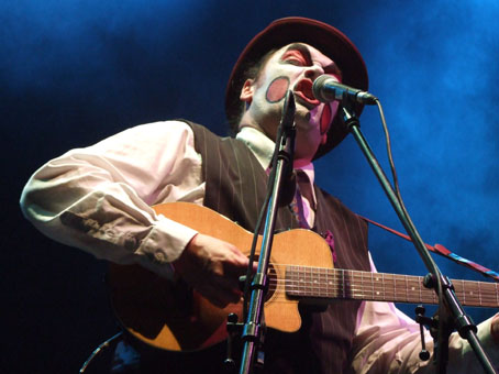 View larger image View larger image