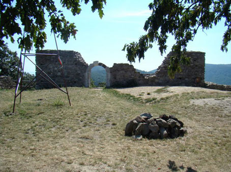 View larger image View larger image