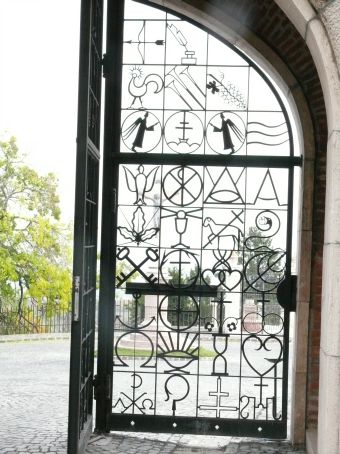 View larger image View larger image