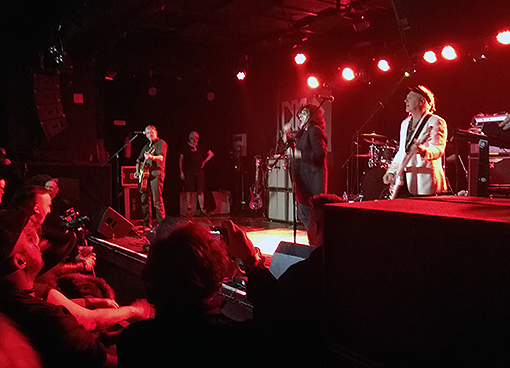 View larger image View larger image