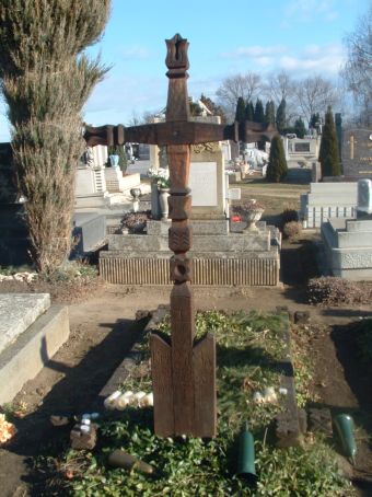 View larger image View larger image