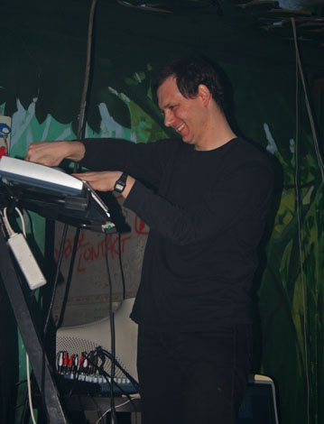 View larger image View larger image